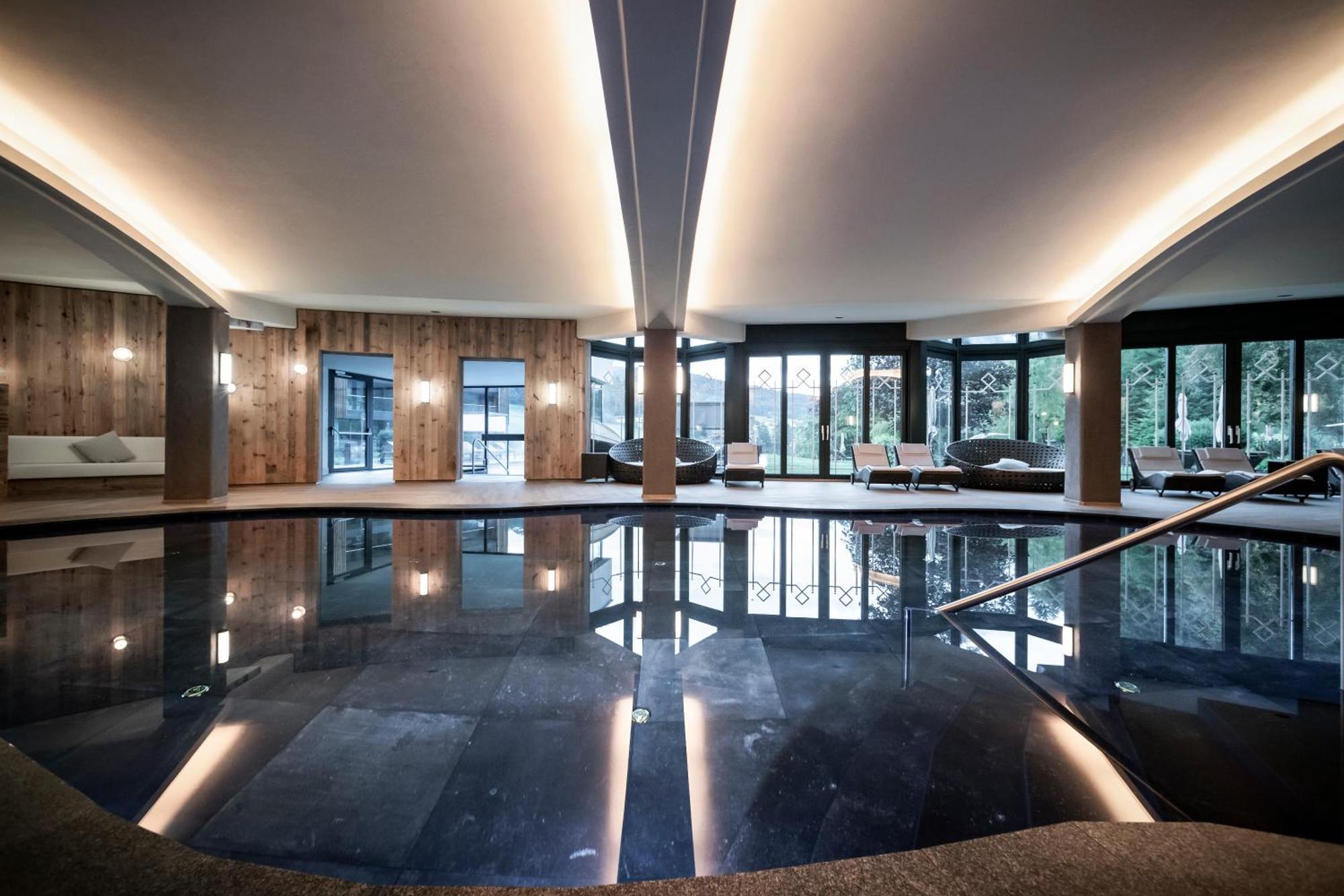 Alpine Spa Resort Viktoria Hafling Exterior foto